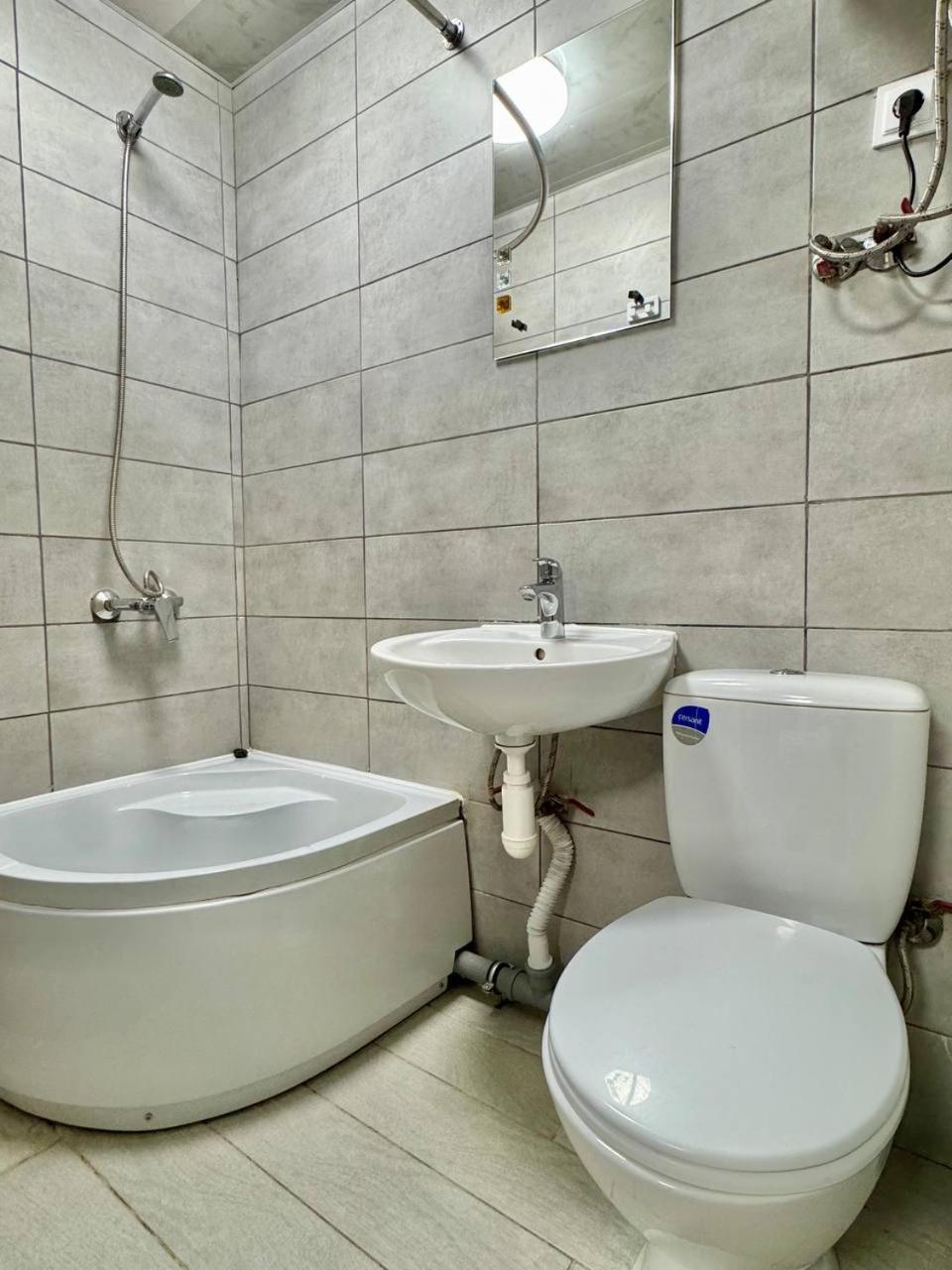 Апартаменты На Осокорках Kiev Bagian luar foto
